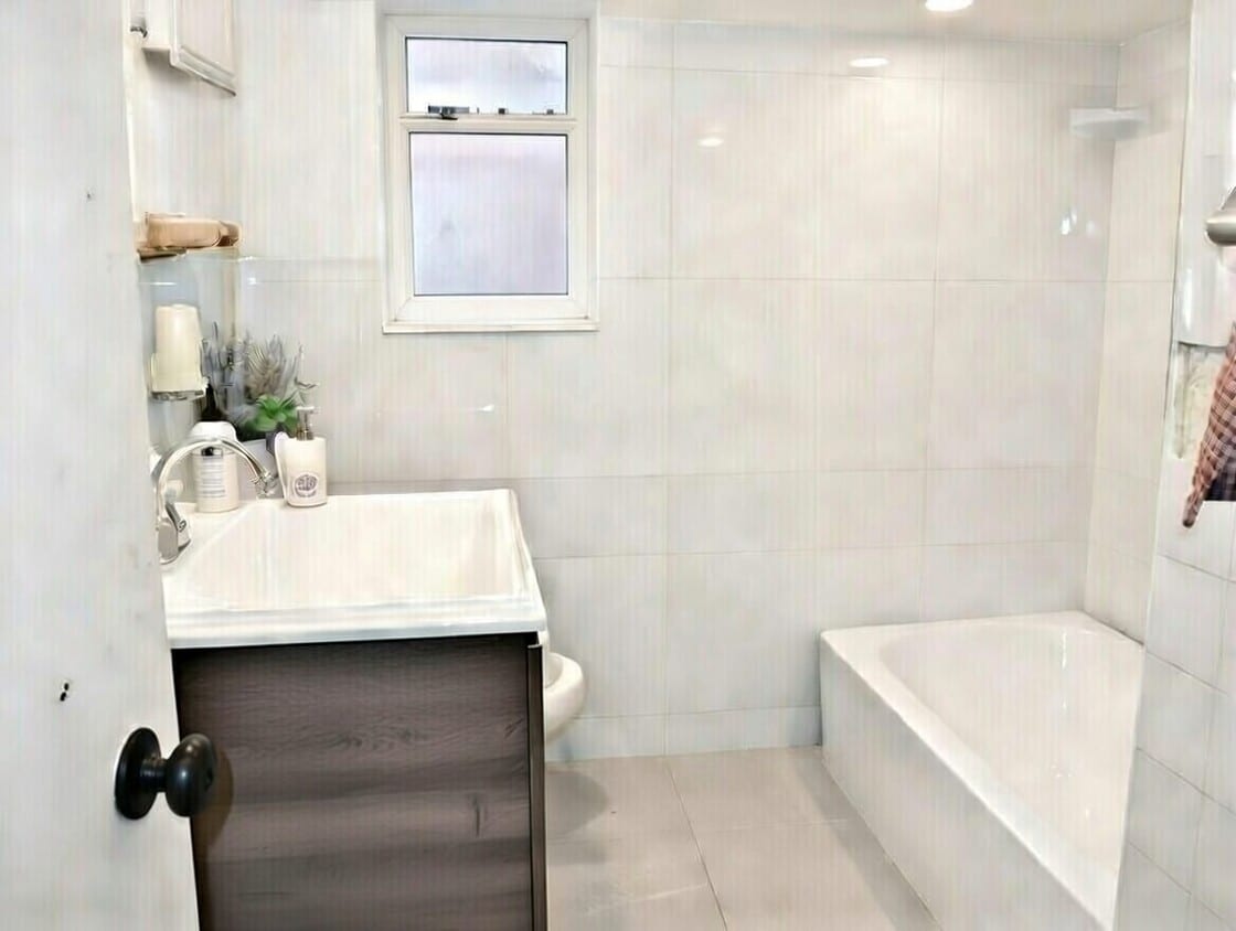 Building Photo - 318 Rockfield Rd