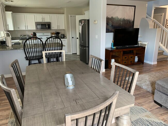 Foto del edificio - 5405 Lazy Meadow Ct