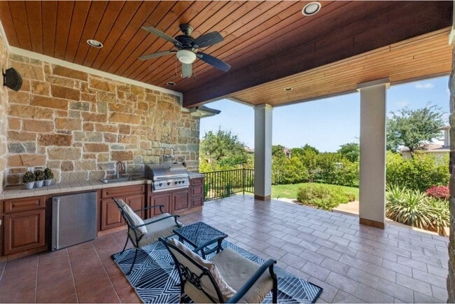 Foto del edificio - 102 Kildrummy Ln