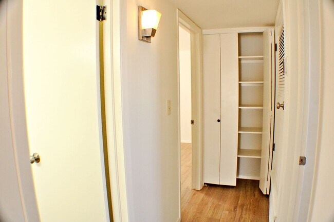 Foto del edificio - 3 Bedroom, 2 Bath , North-East El Paso Great house located across the street from Terrace Hills M...