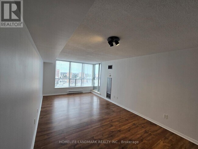 Building Photo - 410 McLevin Ave