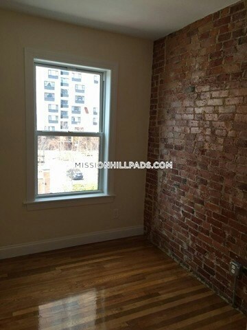 Building Photo - 830 Huntington Ave