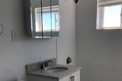 n.º 8 - Baño - 16 Westford St