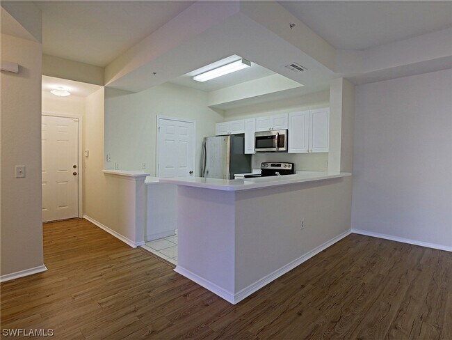 Foto del edificio - 9045 Colby Dr