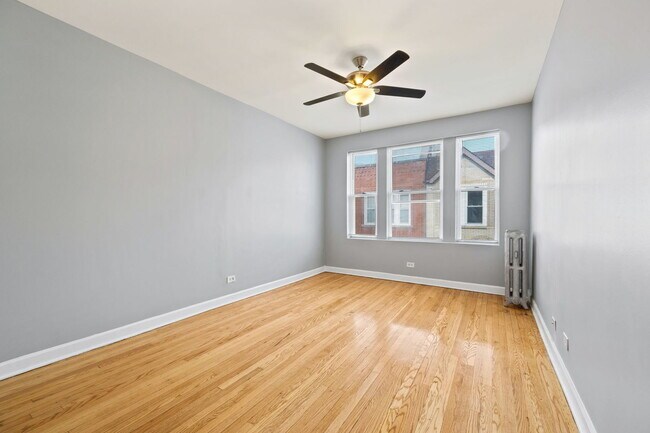 Building Photo - 7043 S Euclid Ave