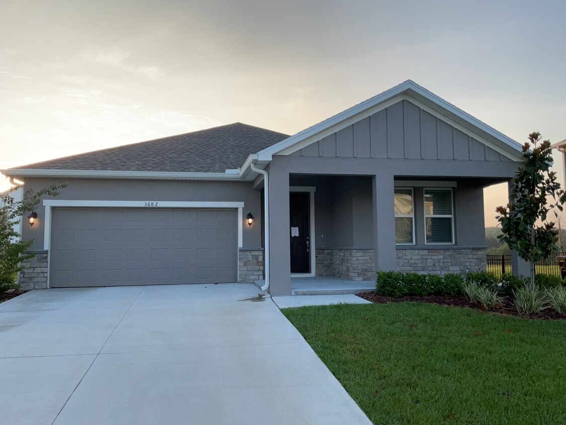 Foto principal - 3682 Windward Hls Blvd