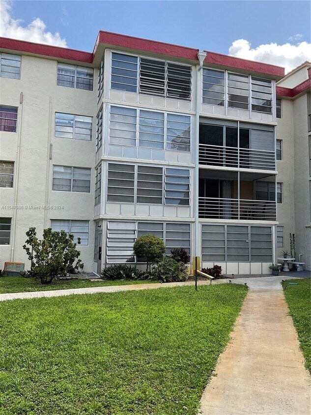Primary Photo - 3001 NW 48th Ave