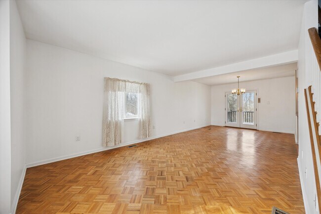 Foto del edificio - 113 Harvest Ln