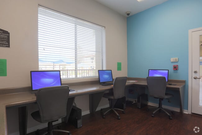 Interior Photo - Villas at Mountain Vista Ranch