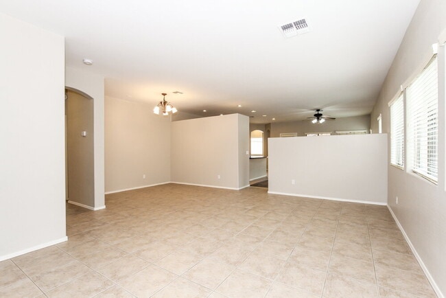 Building Photo - 17722 W Marshall Ln