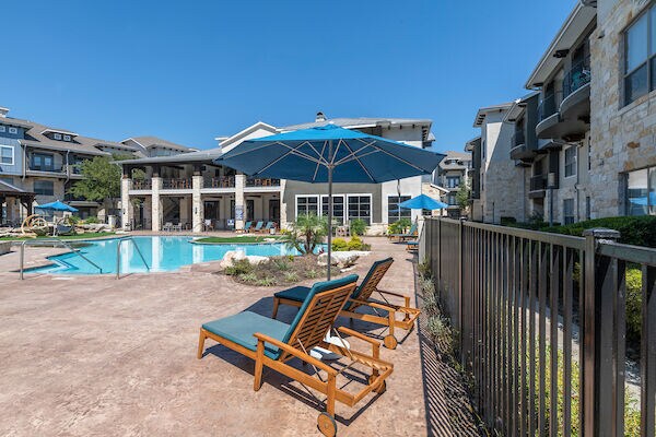 Building Photo - Cantera at Towne Lake