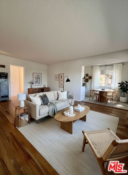 Foto del edificio - 6610 Whitsett Ave