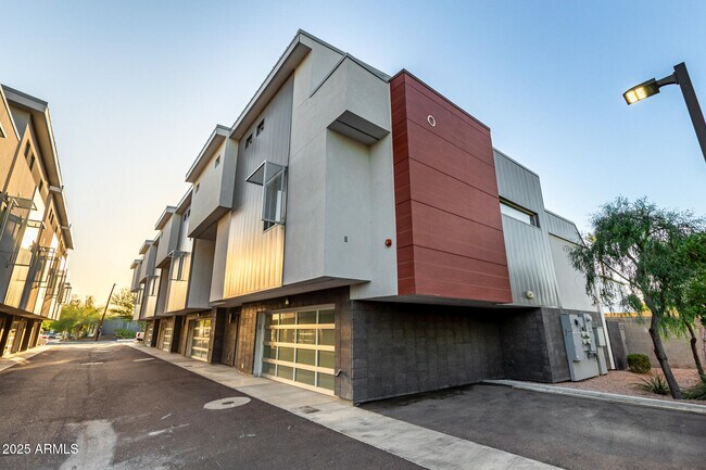 Foto del edificio - 4525 N 40th St