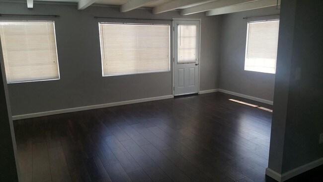 Building Photo - 6451 Hayward Way