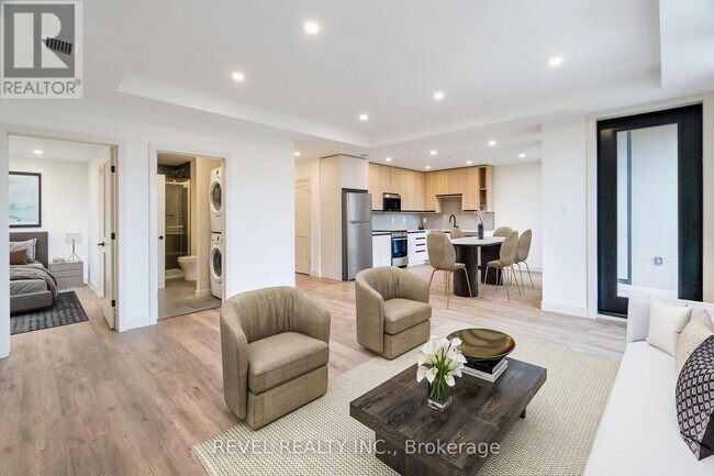 Photo du bâtiment - 4390 Hillview Dr