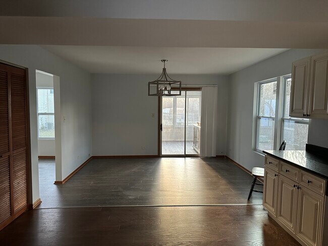 Building Photo - 1120 Southbridge Ln