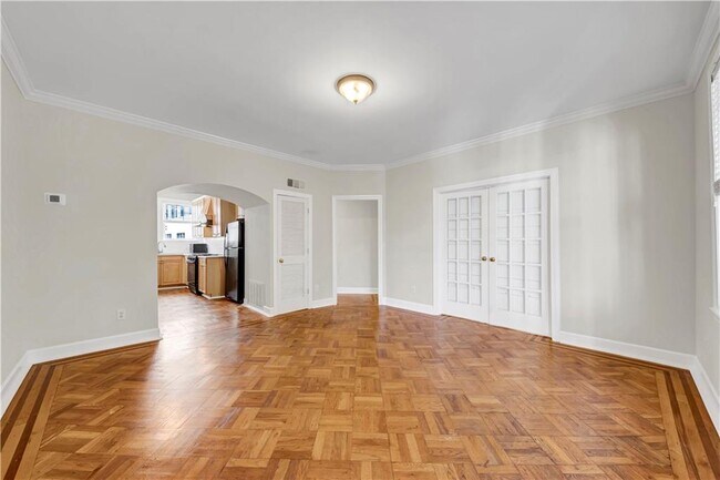 Foto del edificio - 878 Briarcliff Rd NE
