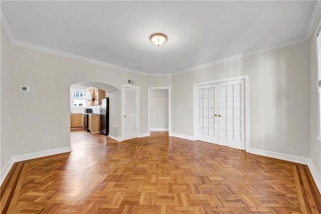 Building Photo - 878 Briarcliff Rd NE