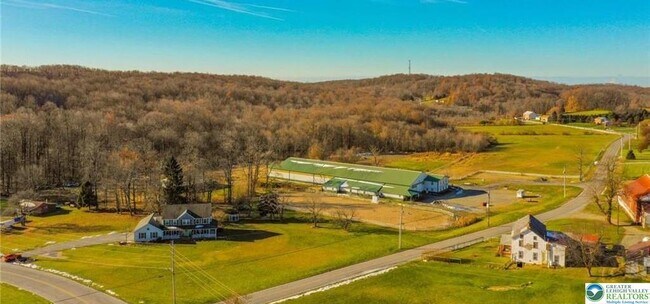 Foto del edificio - 10 Stone Ave