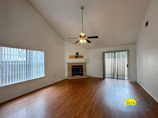 Foto del edificio - Charming 3-Bedroom Home in Forest Oaks!