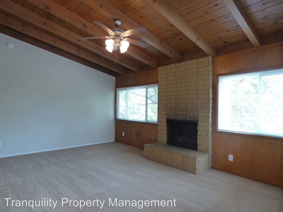 Primary Photo - 2 br, 1 bath Apartment - 6158 Tarragona Drive