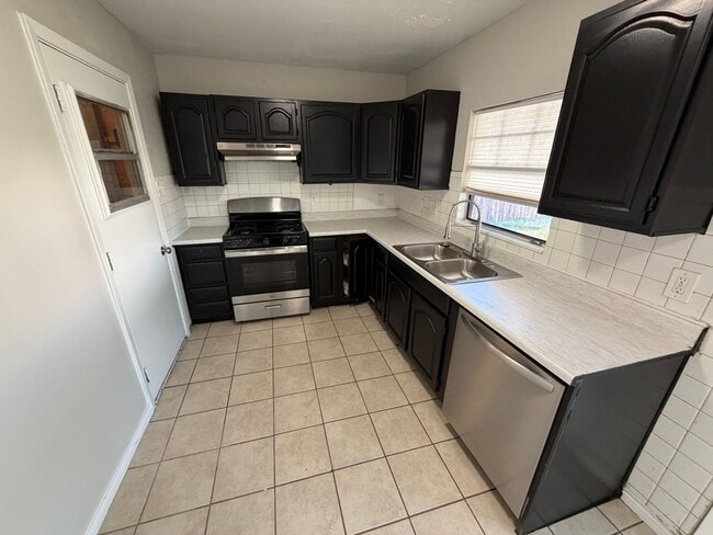 Photo - 315 Paldao Dr House