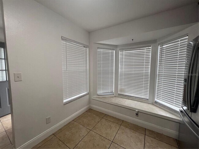 Building Photo - 7864 Brockwood Cir