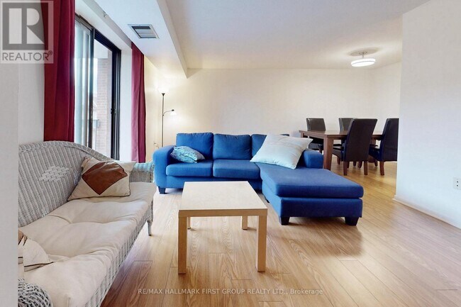 Photo du bâtiment - 1200 Bridletowne Cir