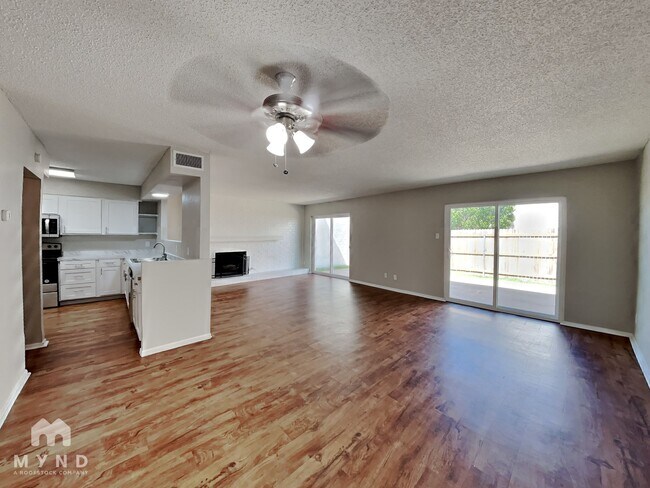 Foto del edificio - 3255 62nd St