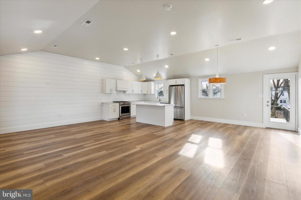 221 Roberts Ave, Conshohocken, PA 19428 House Rental in Conshohocken