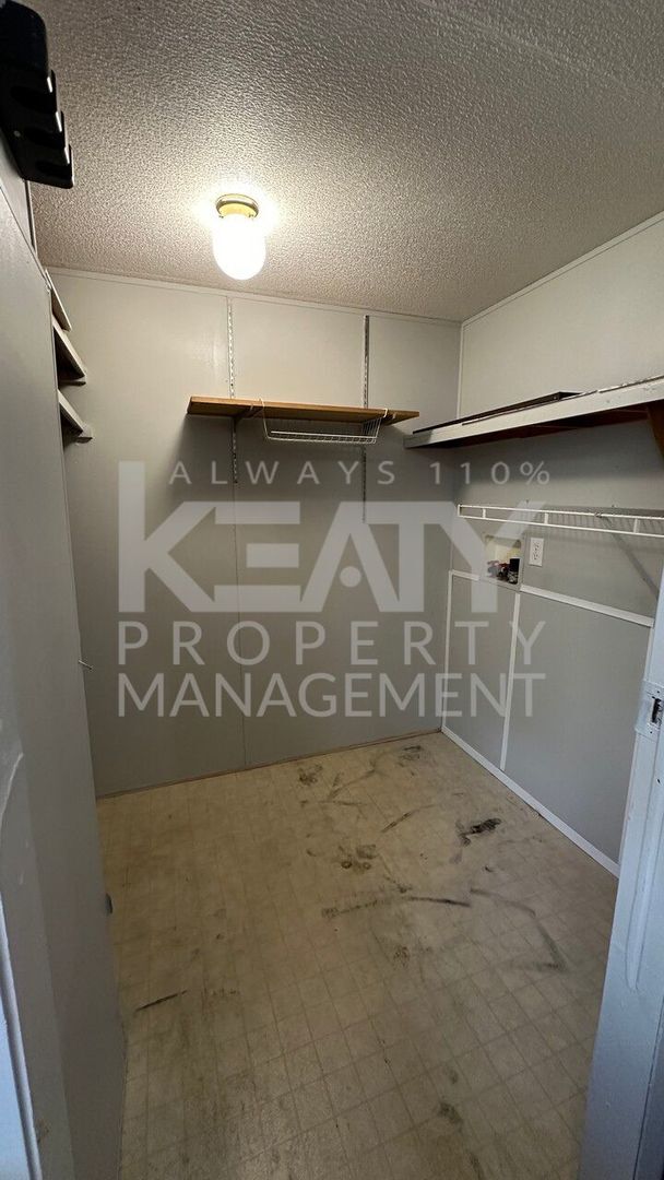 Foto del edificio - 3 bedroom Mobile Home Now Available!