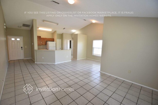 Building Photo - 4201 11th Ave E