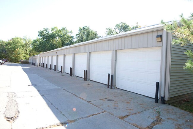 Interior Photo - Hidden Oaks Apartments