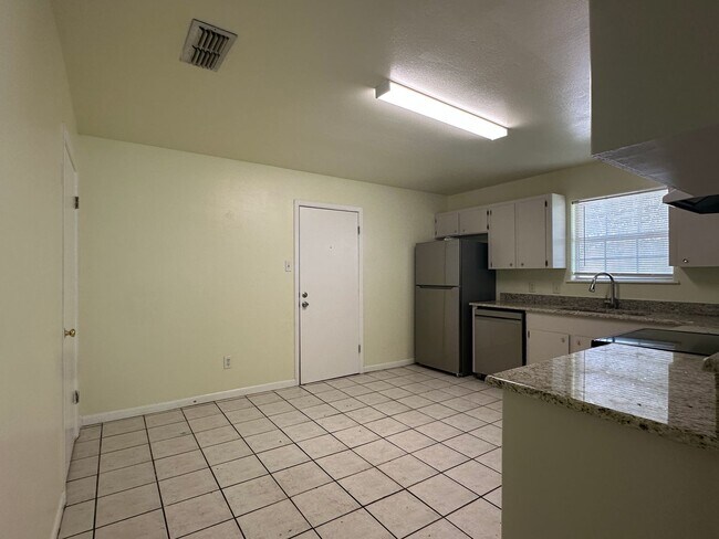 Foto del edificio - Ready for move in
