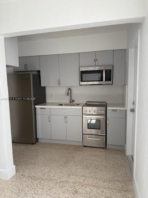 Foto del edificio - 27 NW 48th Pl