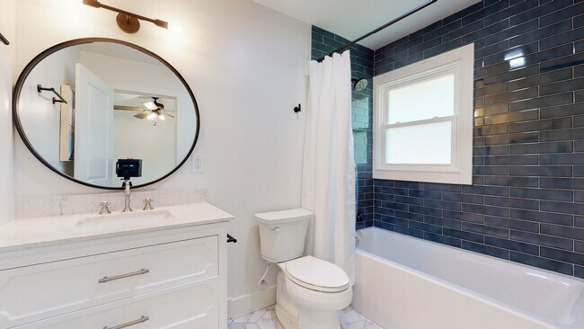Private Bath - 1788 Pinedale Dr NW