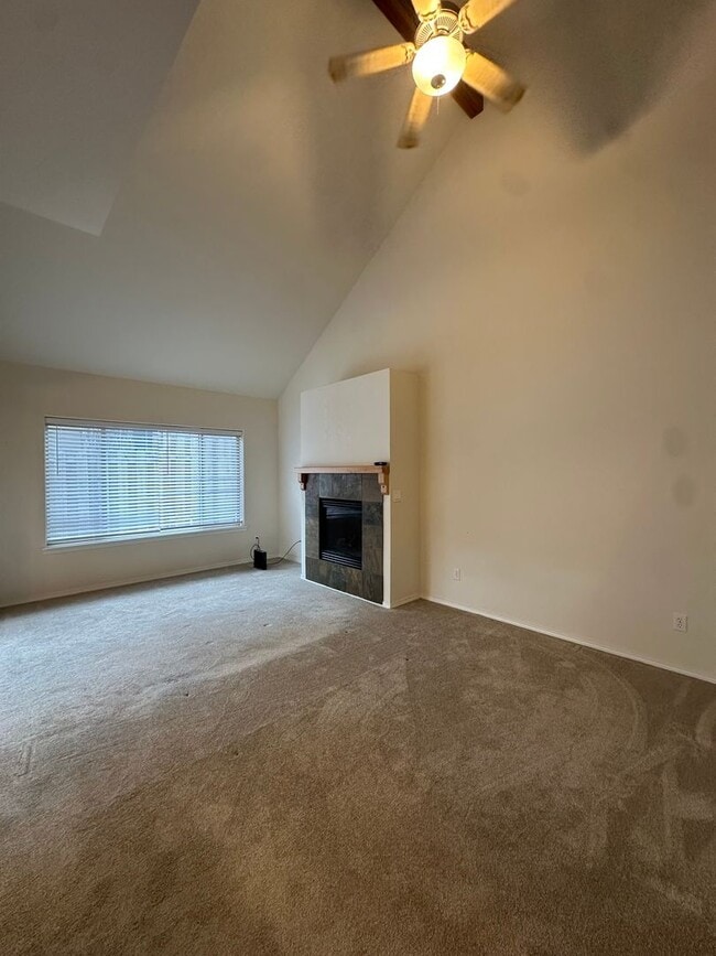 Foto del edificio - 25 SW Roosevelt Ave