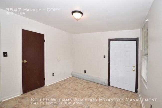 Foto del edificio - 3 bedroom in Cincinnati OH 45229