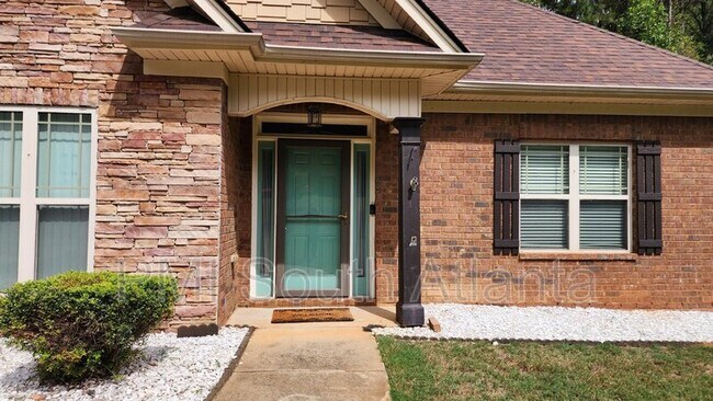 Foto del edificio - 37 Martins Pond Rd