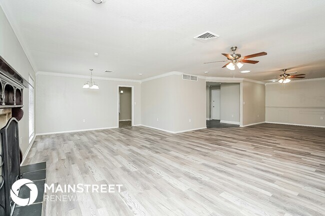 Building Photo - 3 Bay Hill Ct