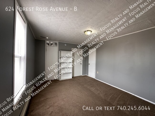 Building Photo - 624 Forest Rose Ave