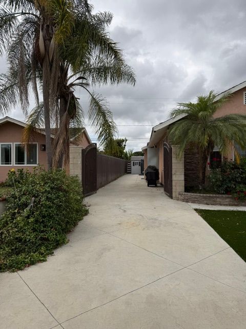 Building Photo - 9292 Melba Dr