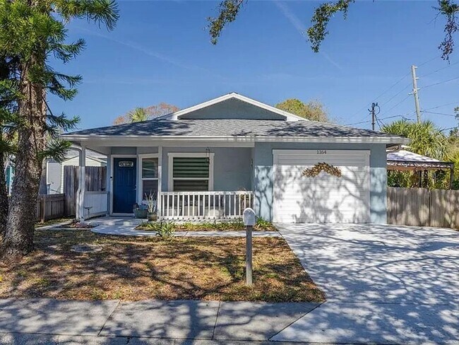 Foto del edificio - Charming 3BR House in Clearwater