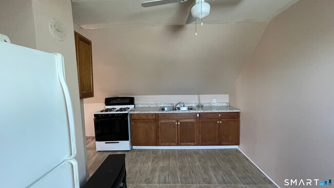 Foto del edificio - 182 Beechwood Ave