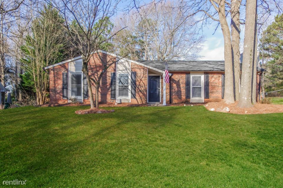 Primary Photo - 6313 Harrisburg Rd