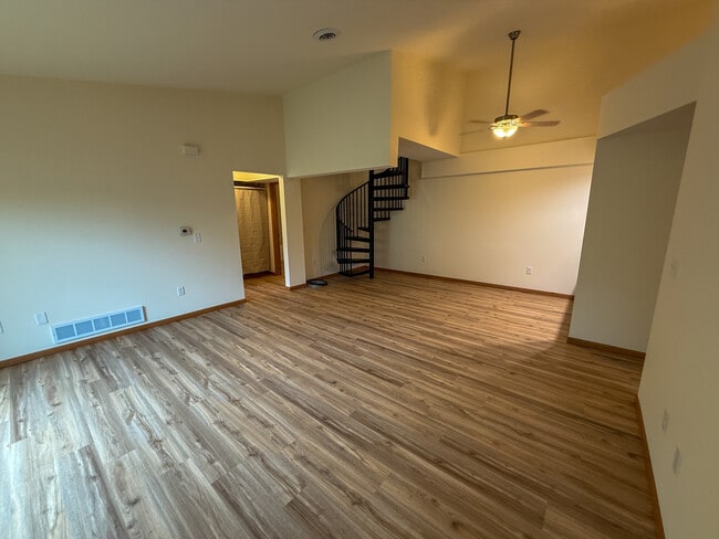 Building Photo - 5022 Paulson Ct
