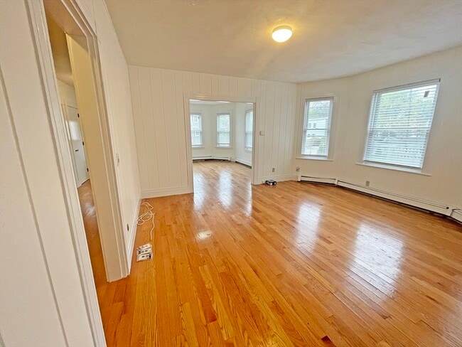Building Photo - 301 Lexington St