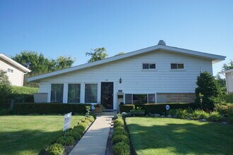 Building Photo - 2924 Virginia Ln