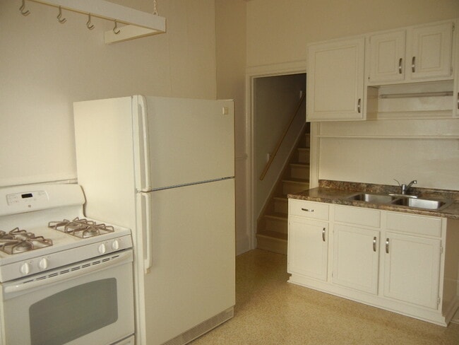 Building Photo - 2568 N Cramer St