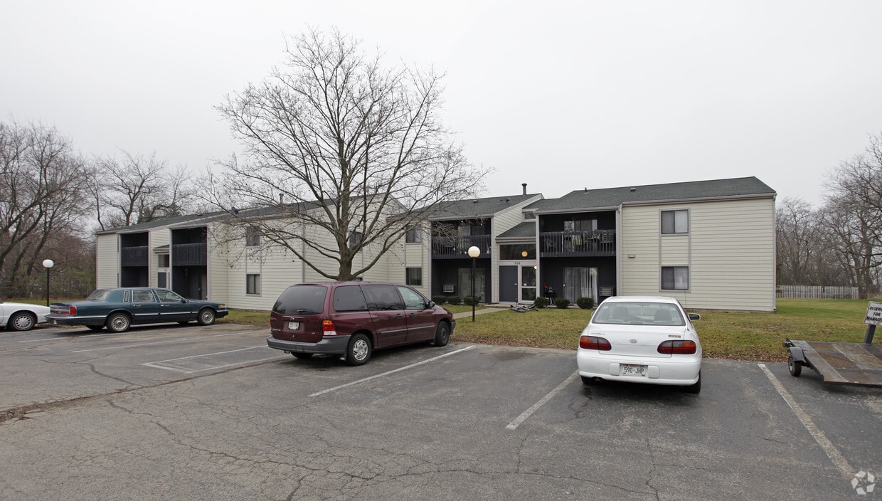 Primary Photo - 532-532 Sugar Creek Rd